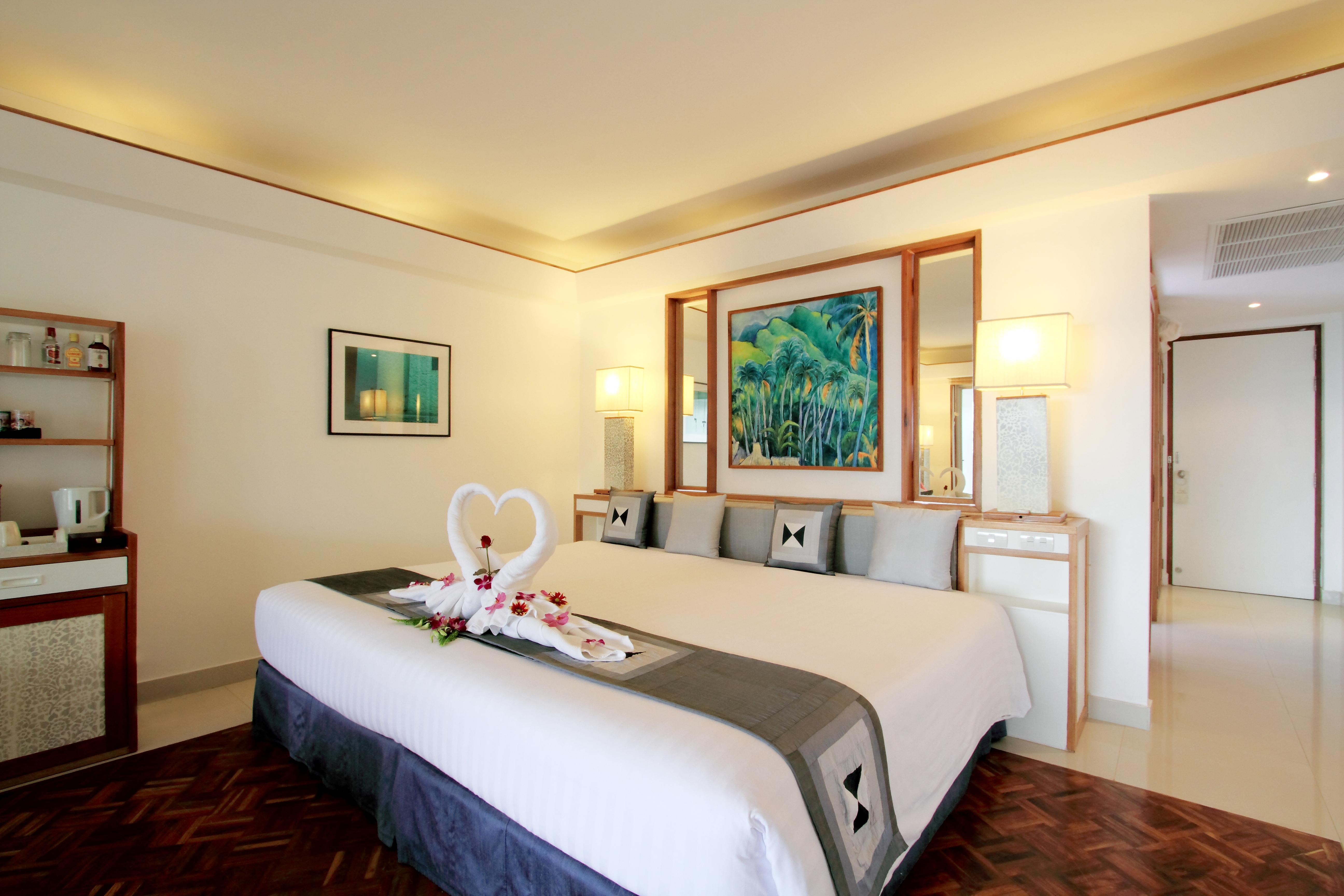 Mom Tri'S Villa Royale - Sha Plus Ката-Бич Экстерьер фото